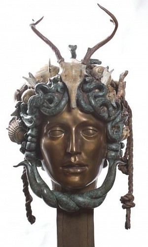 flack medusa 1850x3075 web